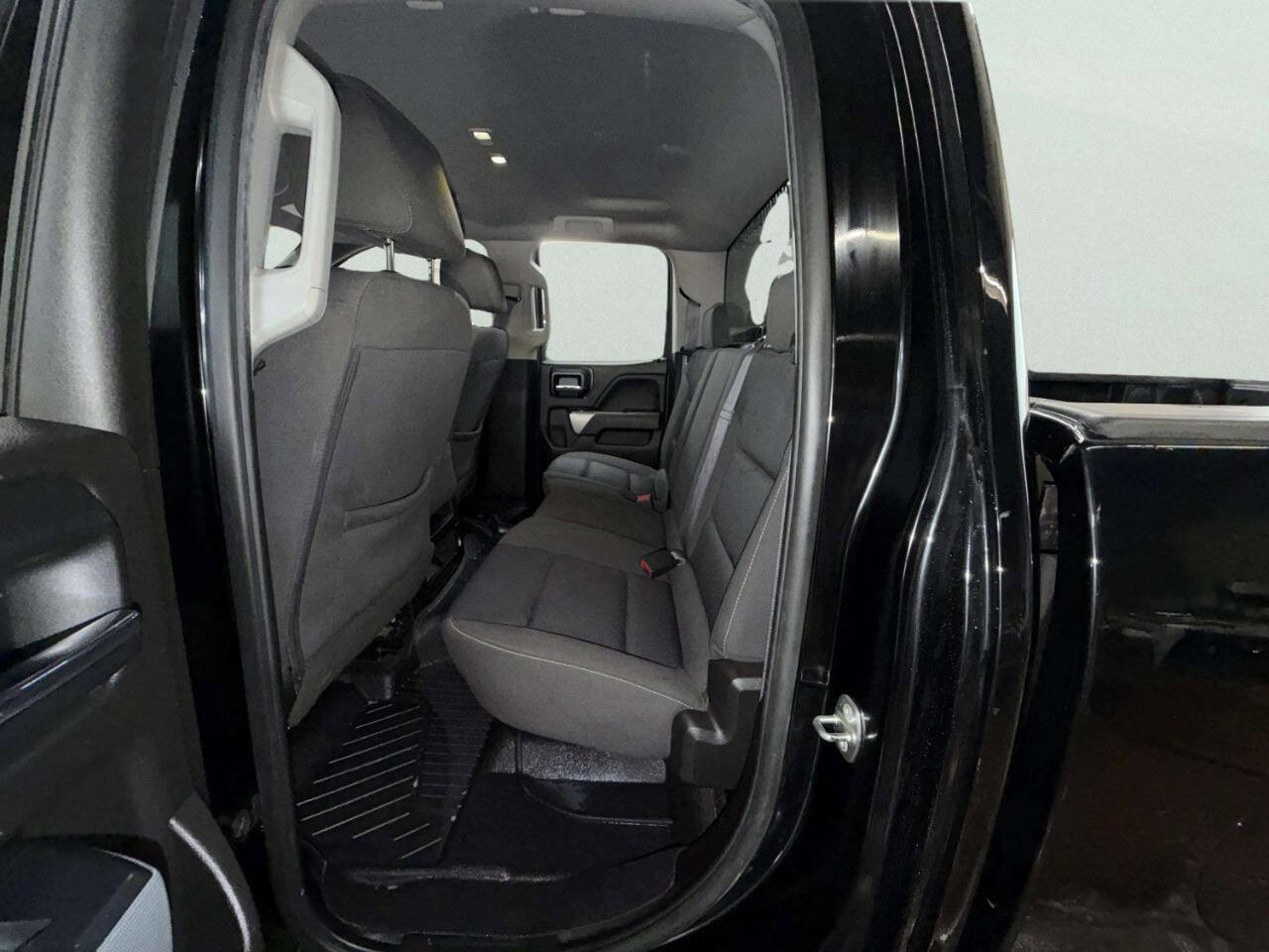 Used 2017 Chevrolet Silverado 1500 LT w/ All Star Edition image 16