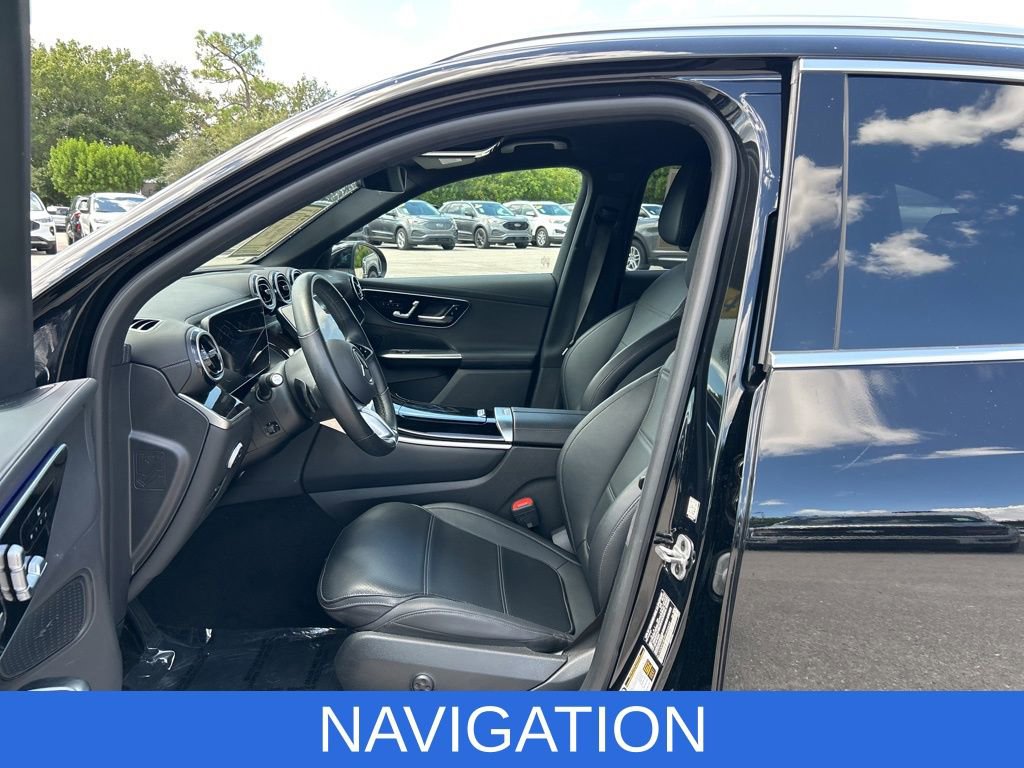 Used 2024 Mercedes-Benz GLC 300 4MATIC image 9