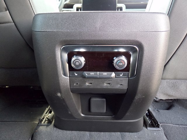 New 2026 GMC Yukon XL Elevation w/ Elevation Premium Package AWD/4WD image 26