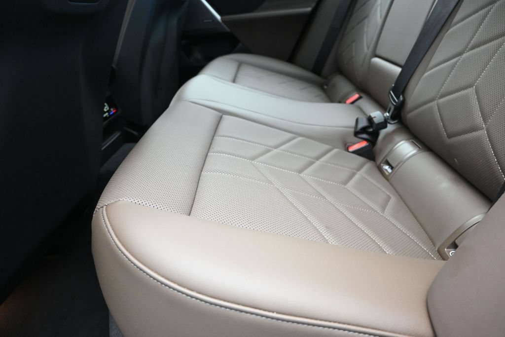 Certified 2026 BMW 530i RWD image 16