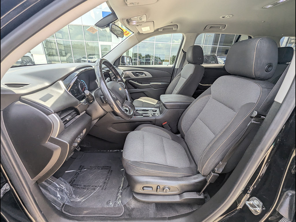 Used 2019 Chevrolet Traverse LT w/ LPO, Floor Liner Package AWD/4WD image 18