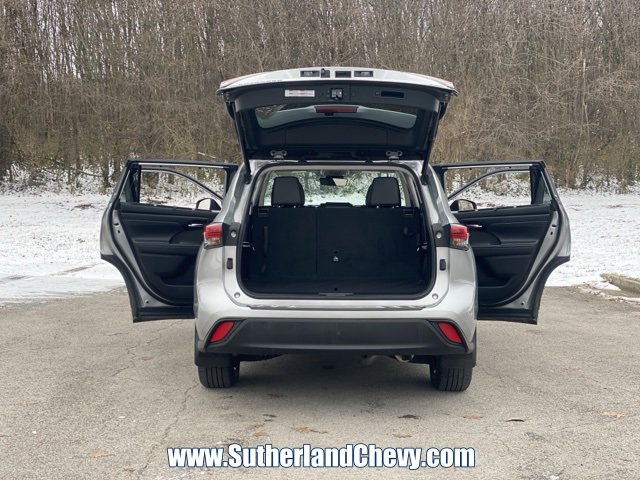 Used 2022 Toyota Highlander XLE image 43