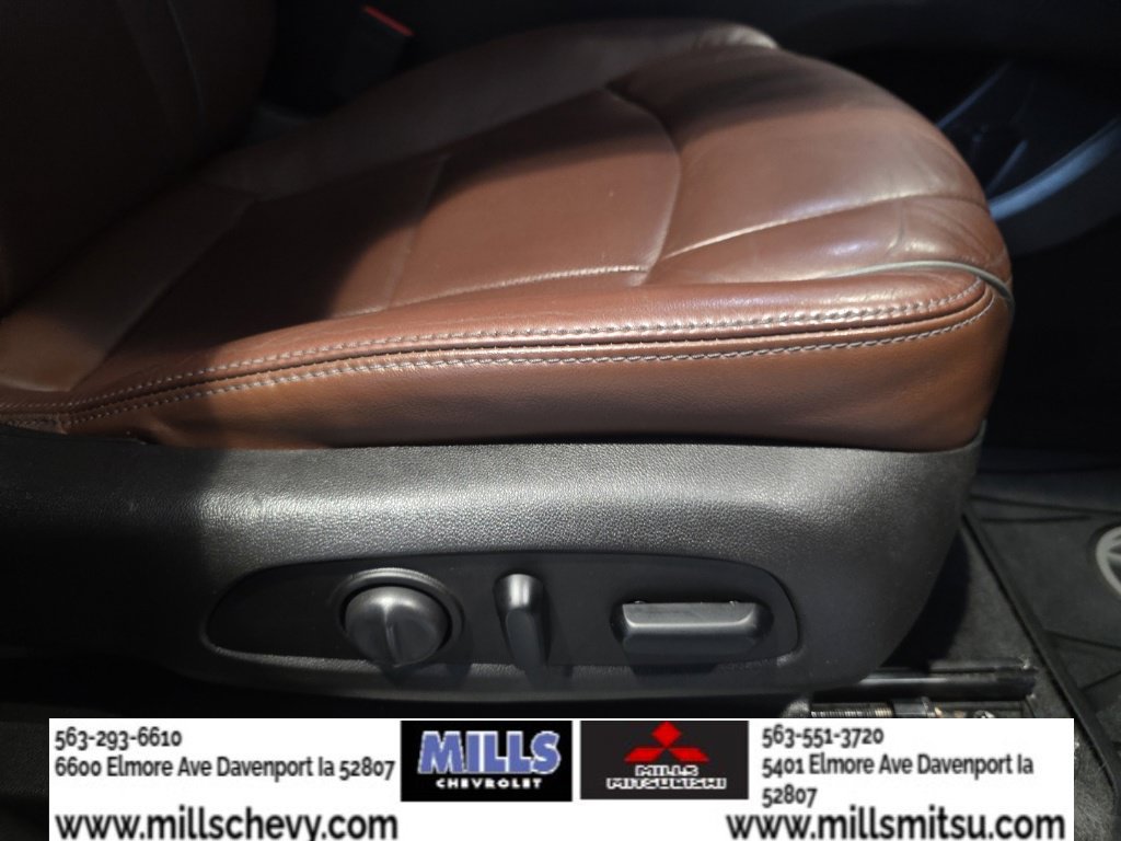 Used 2018 Buick Enclave Avenir FWD image 35
