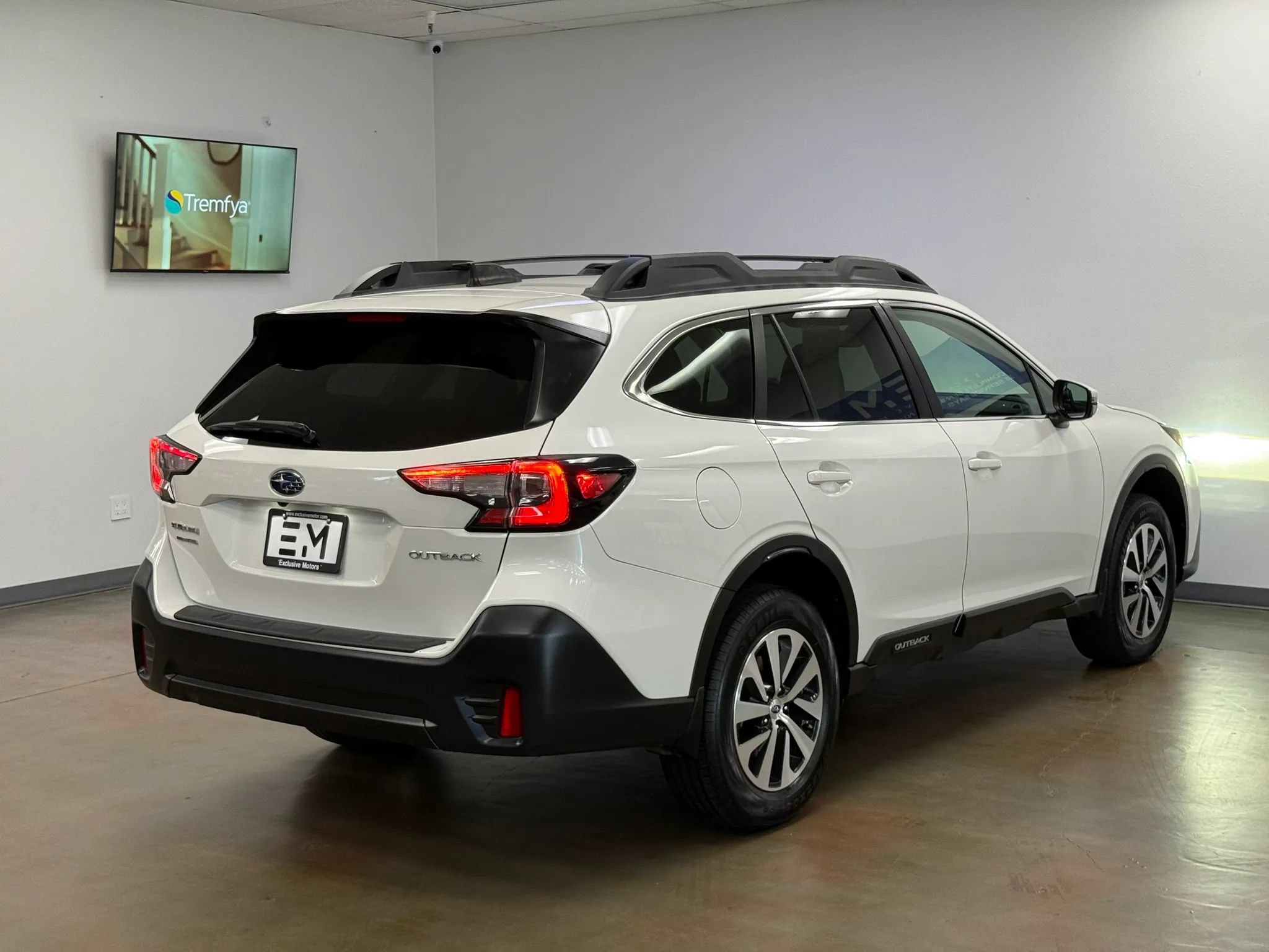 Used 2020 Subaru Outback Premium AWD/4WD image 7