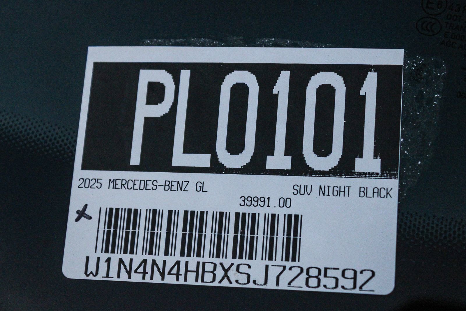 Certified 2025 Mercedes-Benz GLA 250 4MATIC image 30