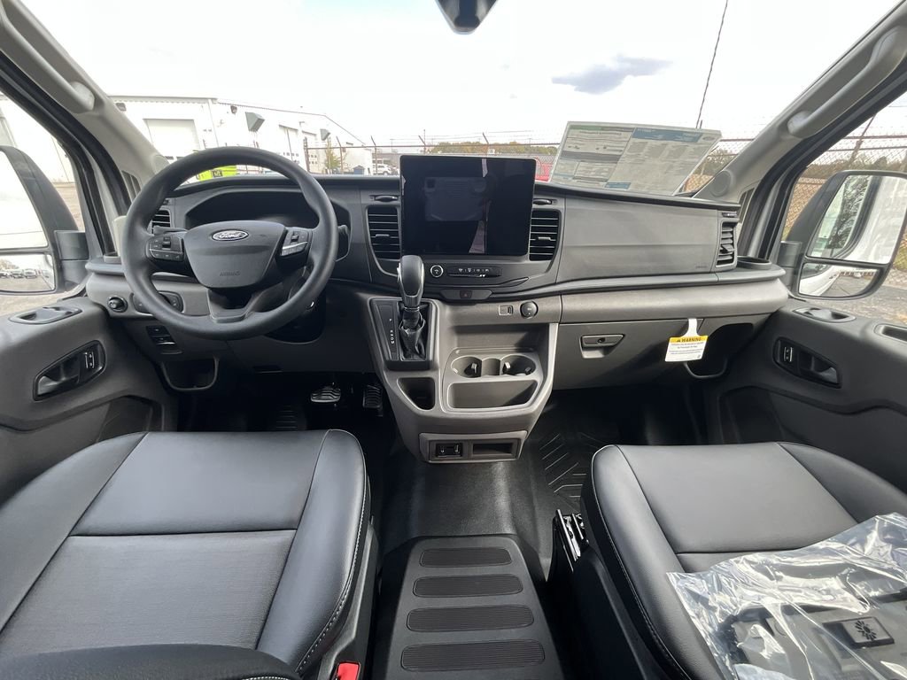 New 2026 Ford Transit 250 148 Medium Roof w/ Load Area Protection Package image 34