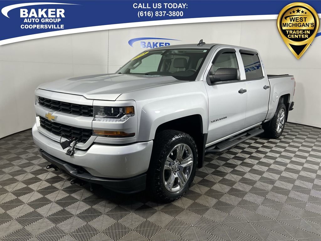Used 2018 Chevrolet Silverado 1500 Custom w/ Custom Value Package image 1