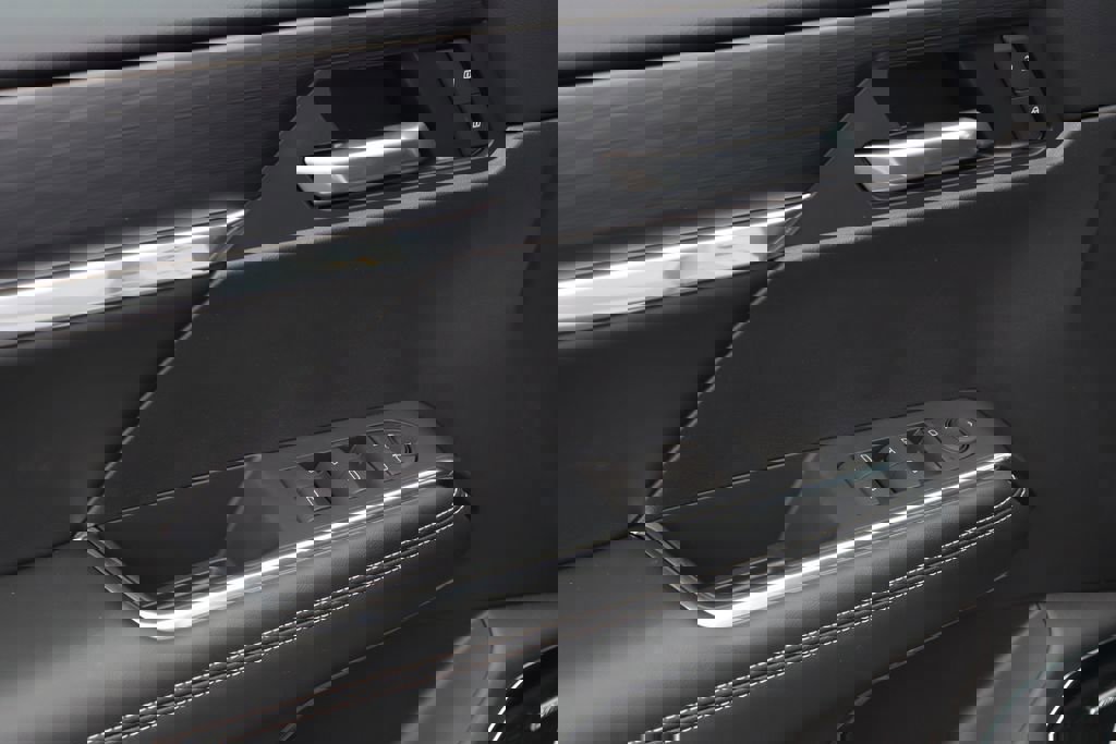 New 2025 GMC Acadia Elevation w/ Elevation Premium Package image 15