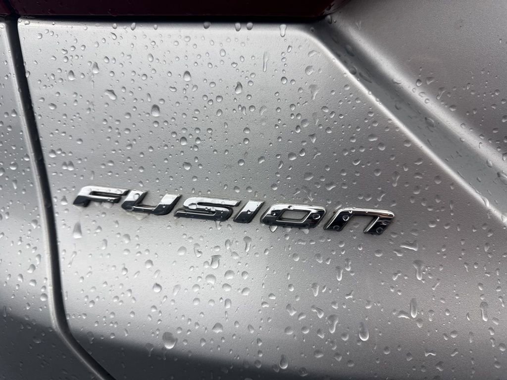 Used 2018 Ford Fusion SE w/ Equipment Group 601A image 38
