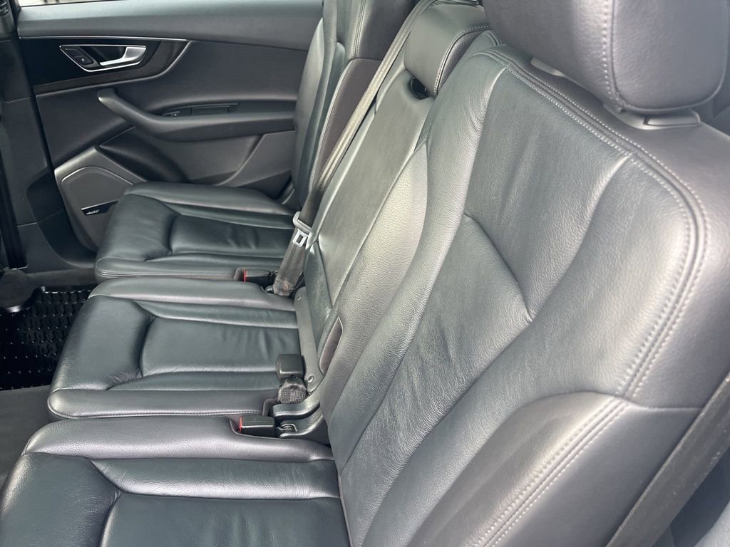 Used 2019 Audi Q7 3.0T Premium Plus w/ Premium Plus Package image 11