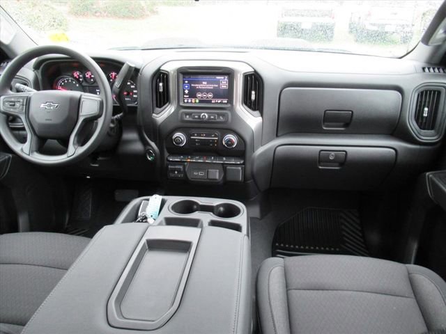 Used 2025 Chevrolet Silverado 1500 Custom Trail Boss AWD/4WD image 12