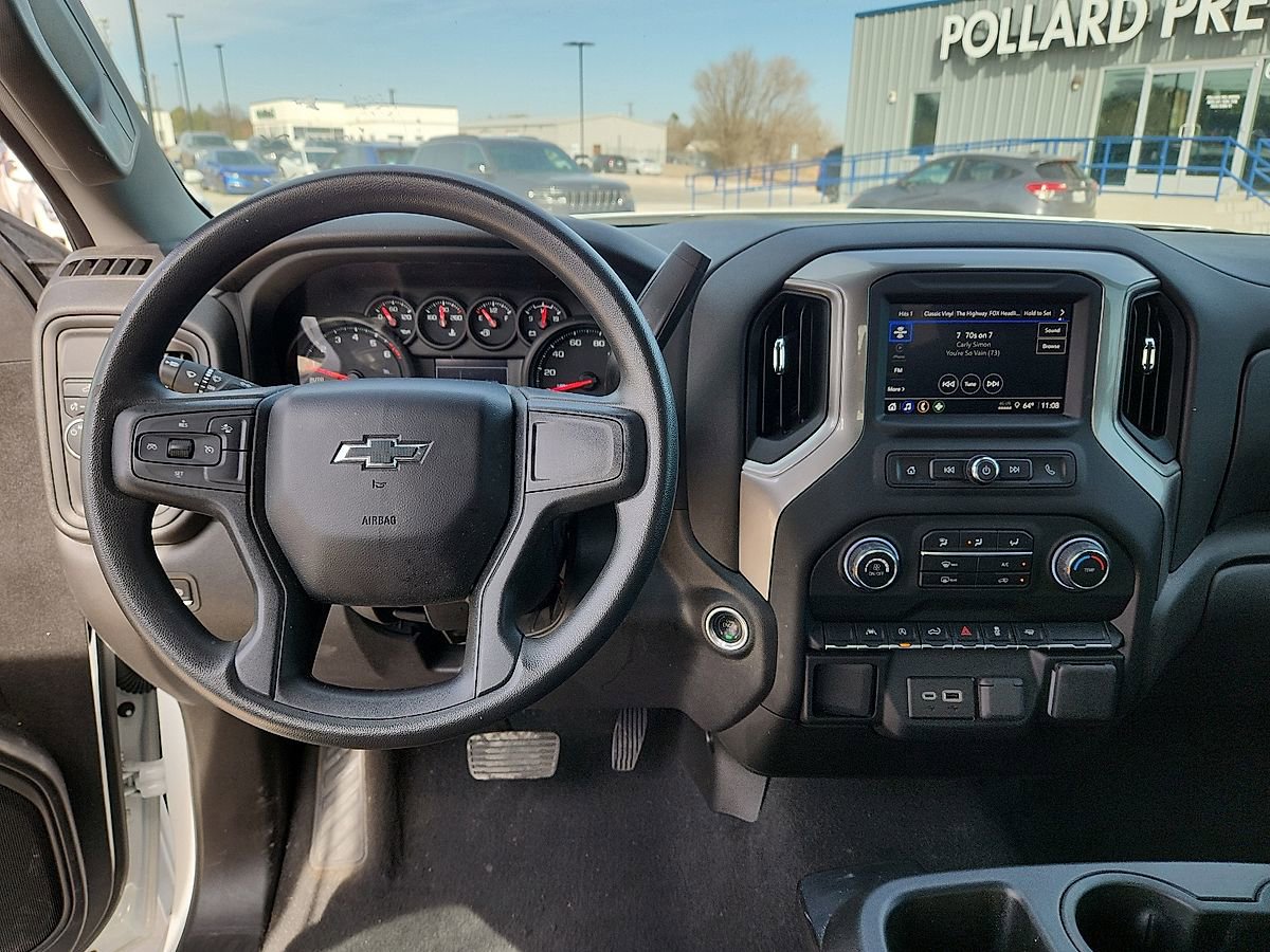 Used 2024 Chevrolet Silverado 1500 Custom w/ Turbomax Blackout Package image 6