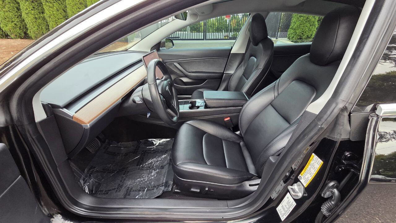 Used 2018 Tesla Model 3 Long Range image 9