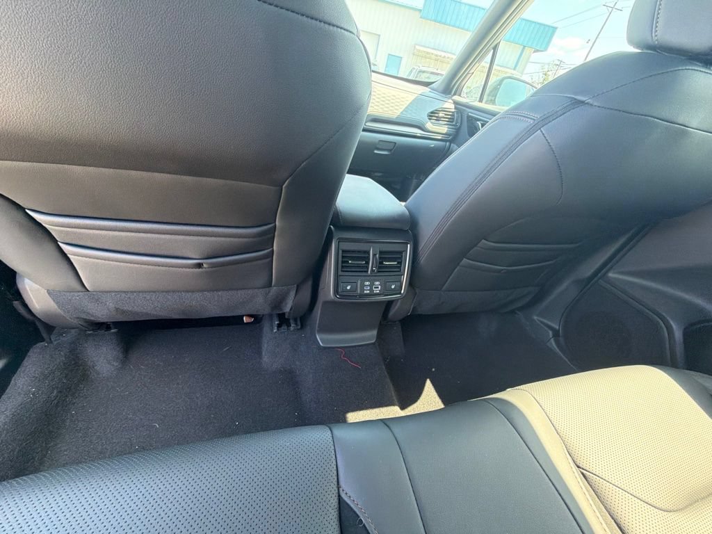 Used 2026 Subaru Forester Touring AWD/4WD image 16
