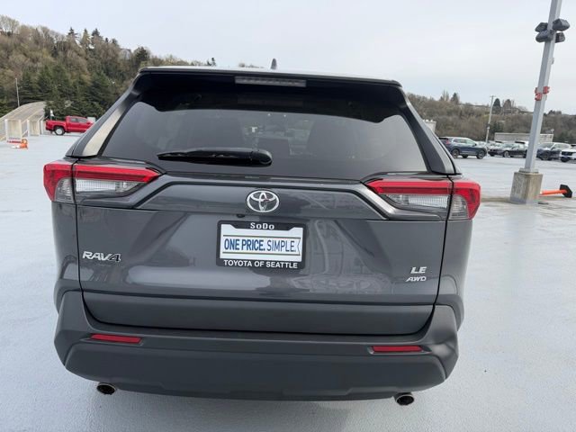 Used 2023 Toyota RAV4 LE image 6