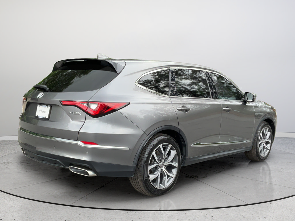 Used 2023 Acura MDX FWD w/ Technology Package image 6