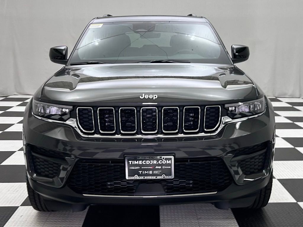 New 2025 Jeep Grand Cherokee Laredo w/ Trailer Tow Package image 3
