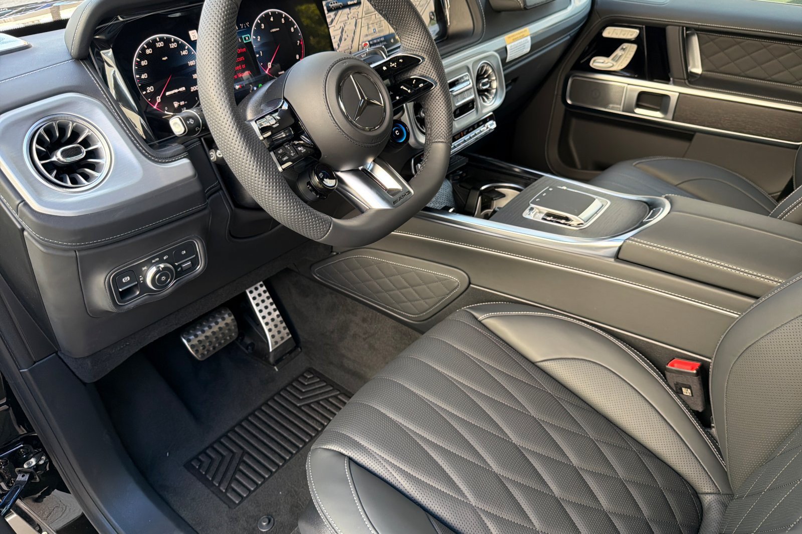 New 2026 Mercedes-Benz G 63 AMG 4MATIC image 9