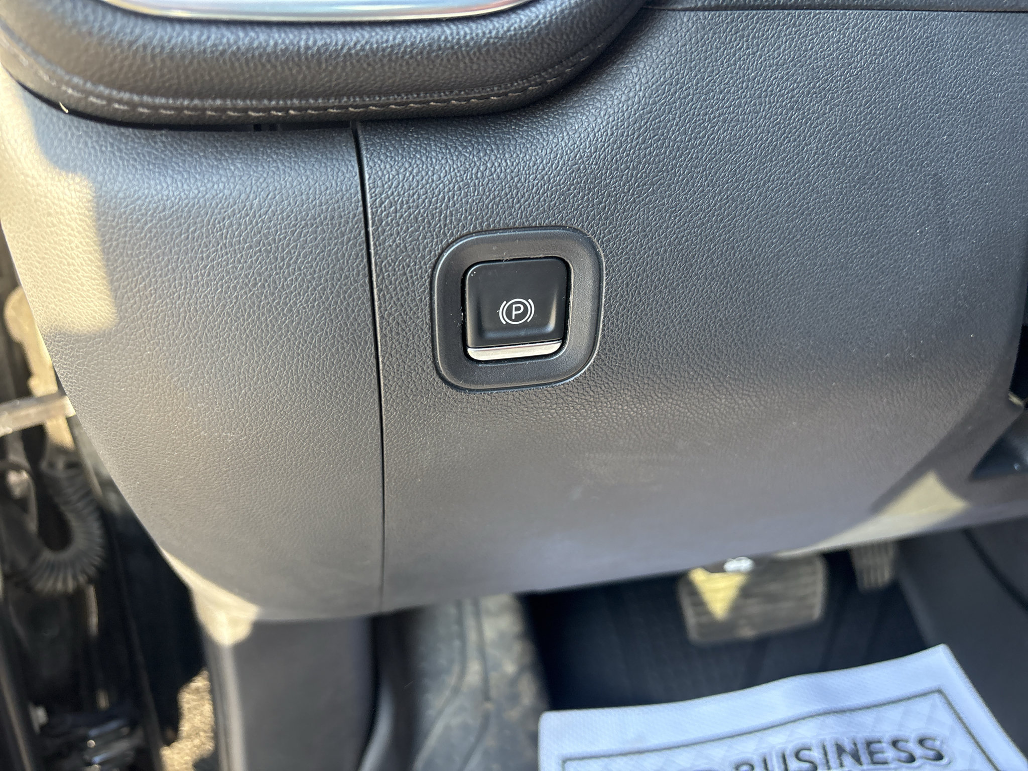 Used 2021 Chevrolet Silverado 1500 High Country AWD/4WD image 15