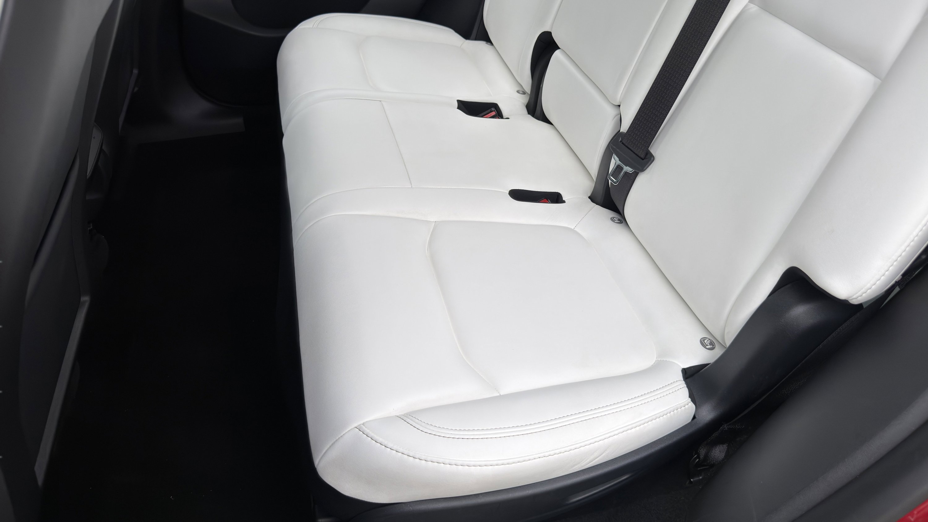 Used 2021 Tesla Model Y Long Range image 23