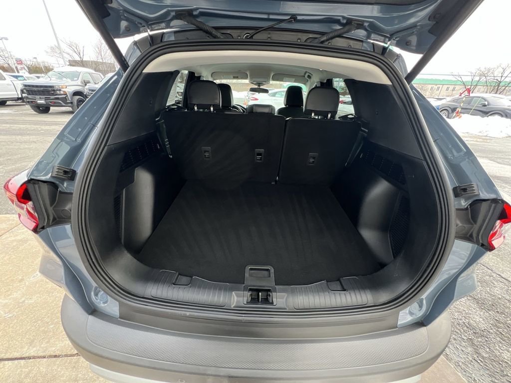 Used 2025 Ford Escape SE FWD image 25