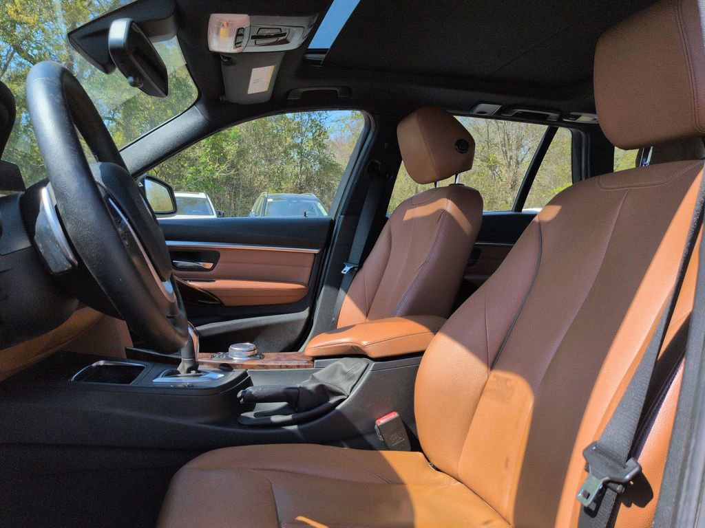 Used 2016 BMW 328i xDrive Wagon image 9