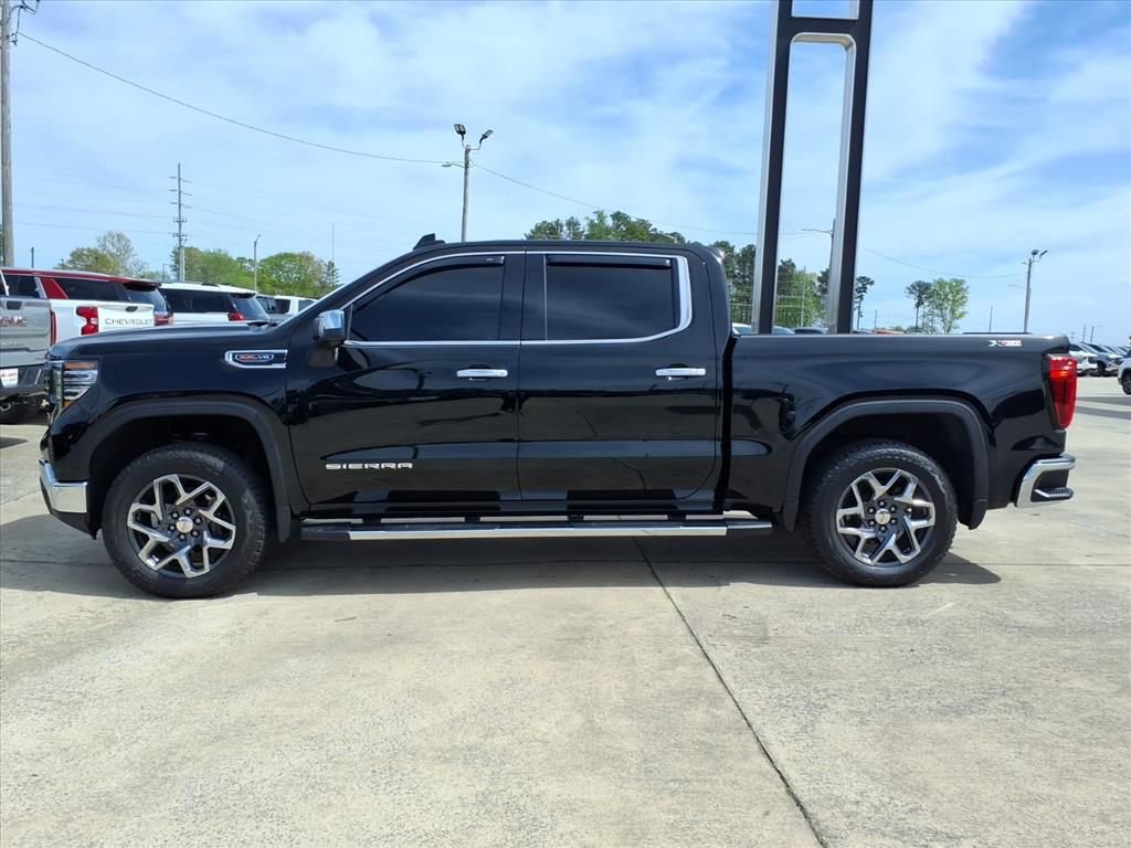 Used 2025 GMC Sierra 1500 SLT w/ SLT Premium Plus Package image 4