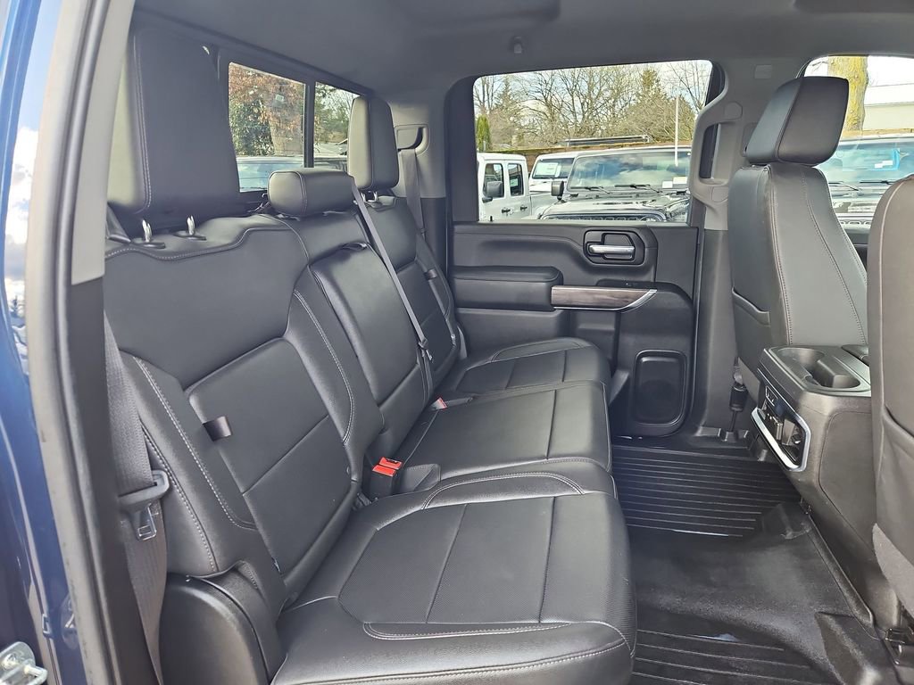 Used 2021 Chevrolet Silverado 3500 LTZ w/ LTZ Convenience Package image 15