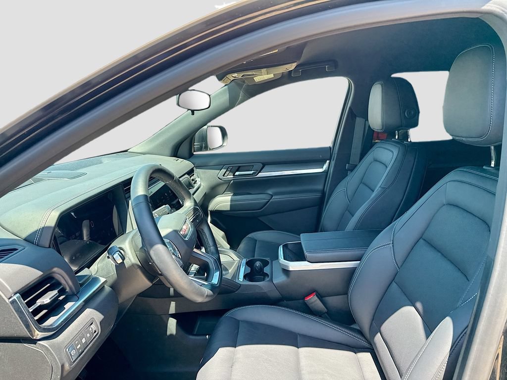 Used 2026 GMC Terrain Elevation w/ Elevation Premium Package FWD image 10