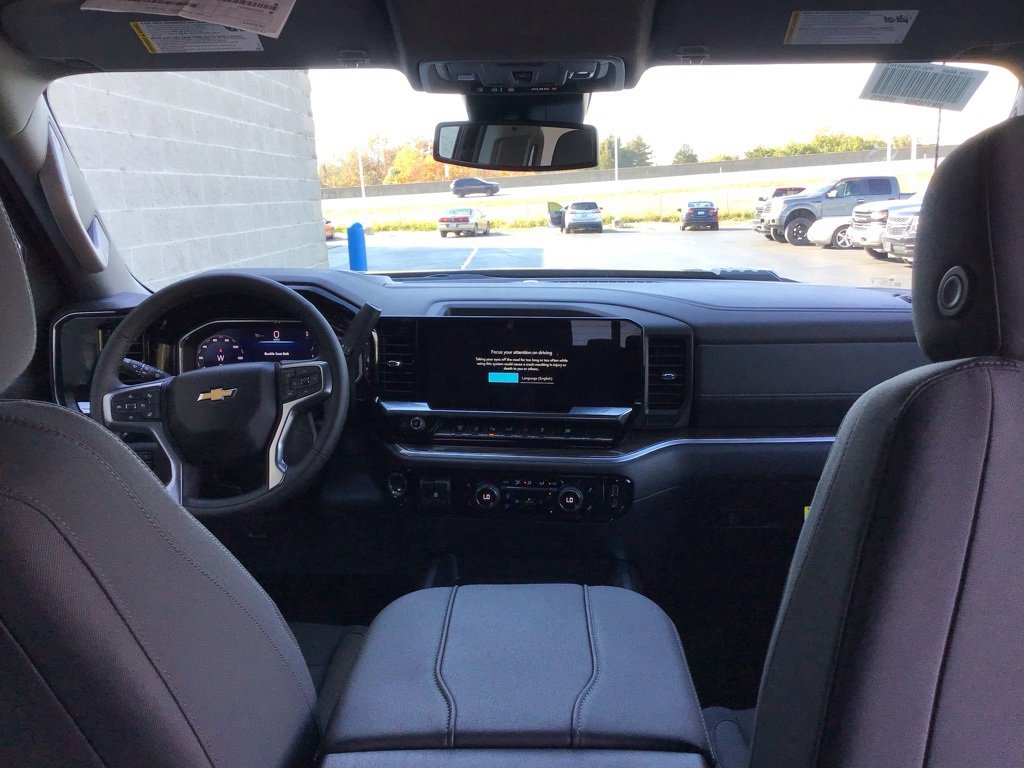 New 2026 Chevrolet Silverado 3500 LT image 21