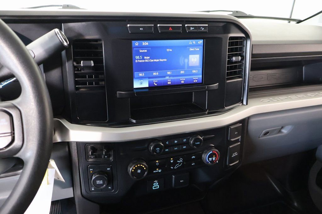 Used 2024 Ford F250 XL w/ STX Appearance Package image 5