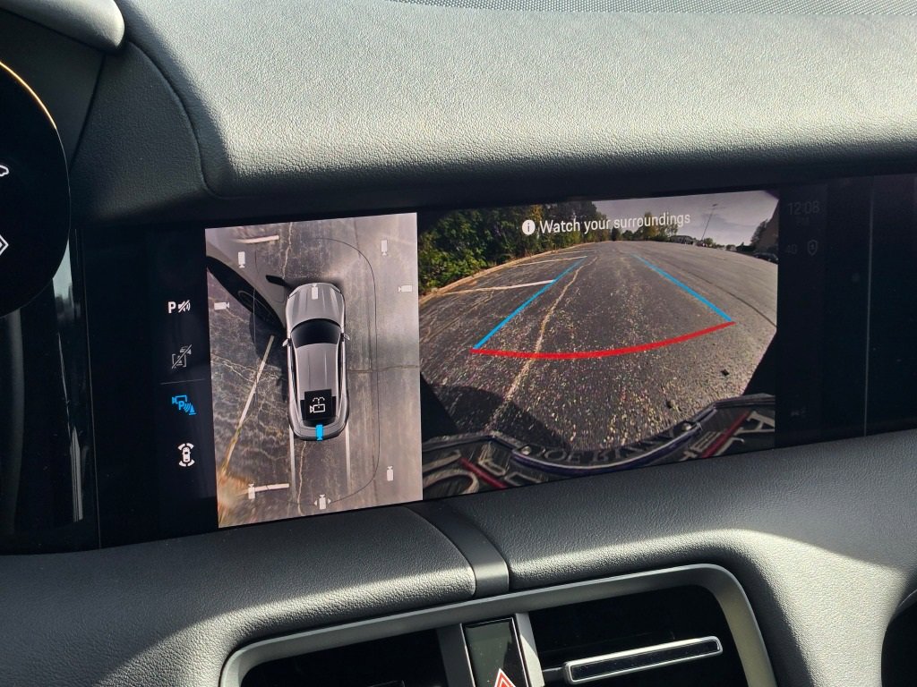 New 2026 Porsche Taycan image 25
