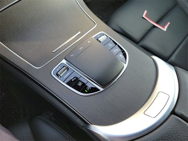 Used 2022 Mercedes-Benz GLC 300 4MATIC image 12