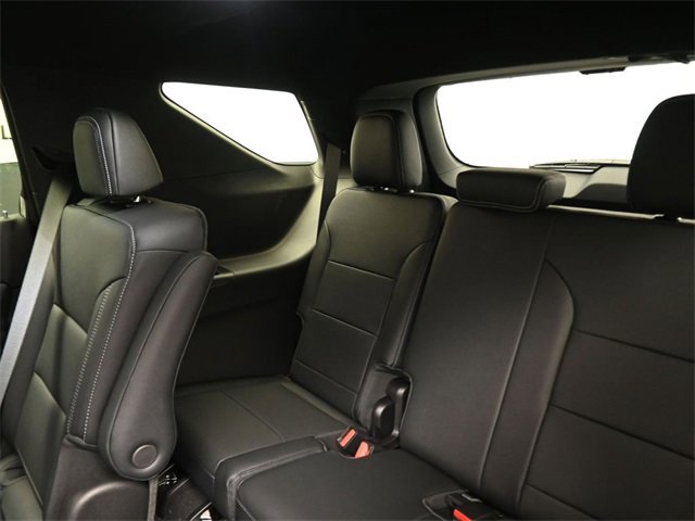 New 2026 Chevrolet Traverse LT w/ Sun and Wheel Package image 9