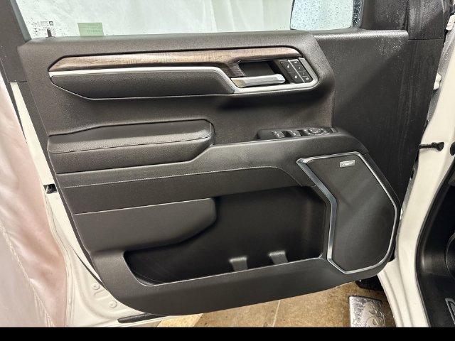 Used 2023 Chevrolet Silverado 1500 LTZ AWD/4WD image 22