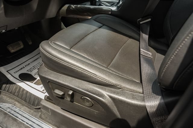 Used 2023 Chevrolet Silverado 1500 LTZ w/ LTZ Convenience Package II AWD/4WD image 40