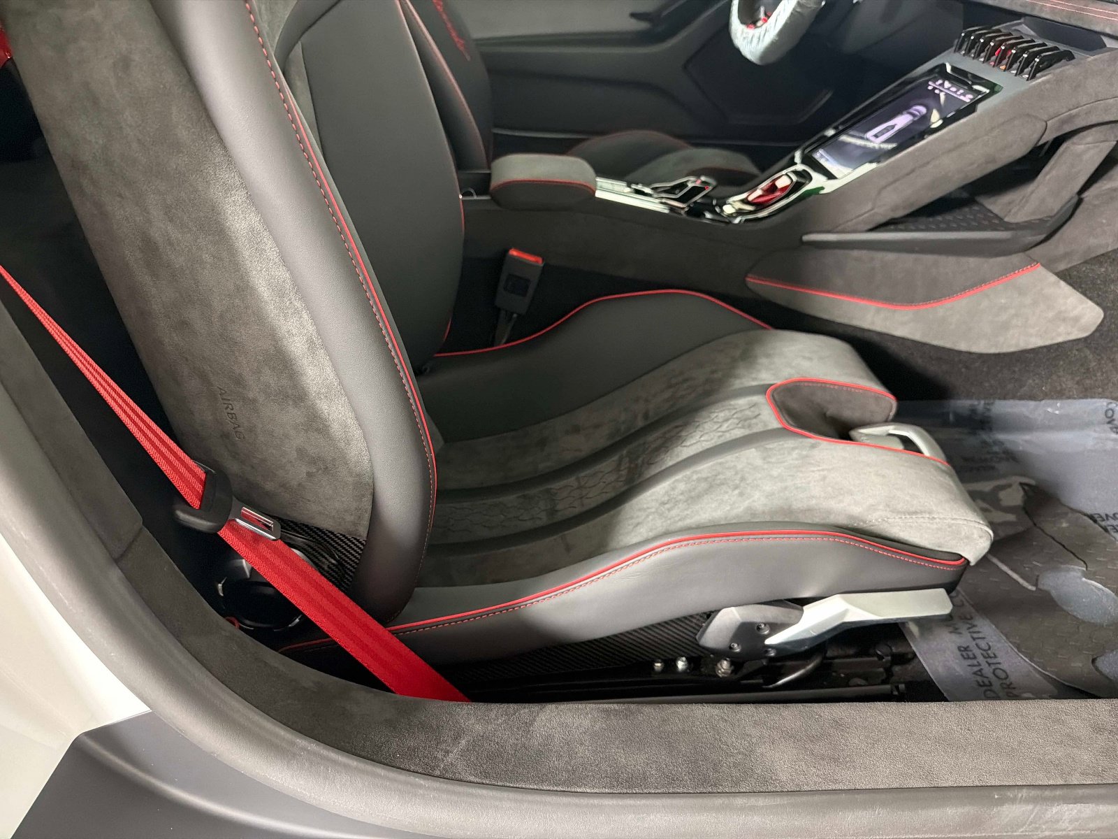 Used 2023 Lamborghini Huracan Sterrato image 27