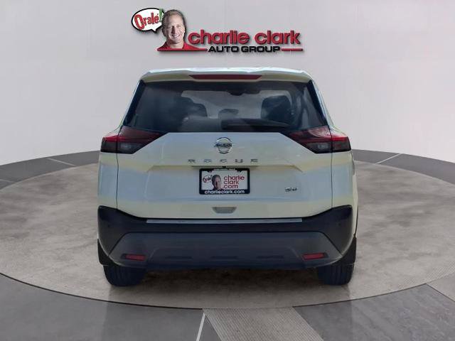 Certified 2021 Nissan Rogue SV FWD image 4