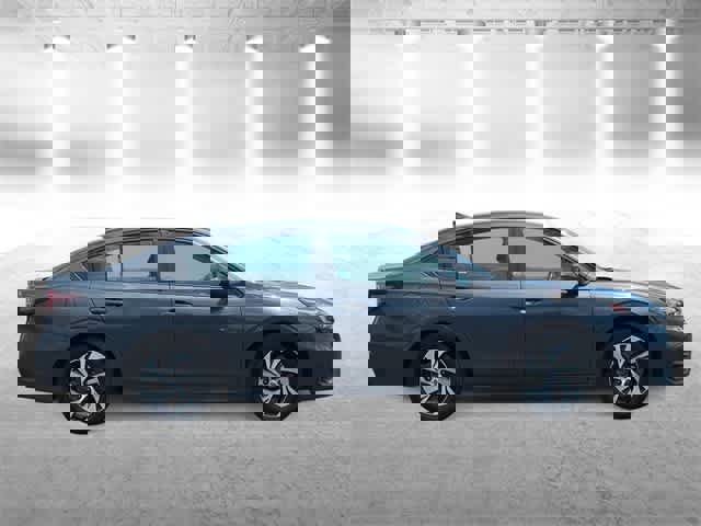 Used 2024 Subaru Legacy Premium image 9