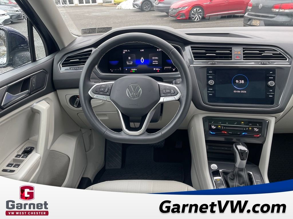 Certified 2023 Volkswagen Tiguan SE w/ Panoramic Sunroof Package image 14