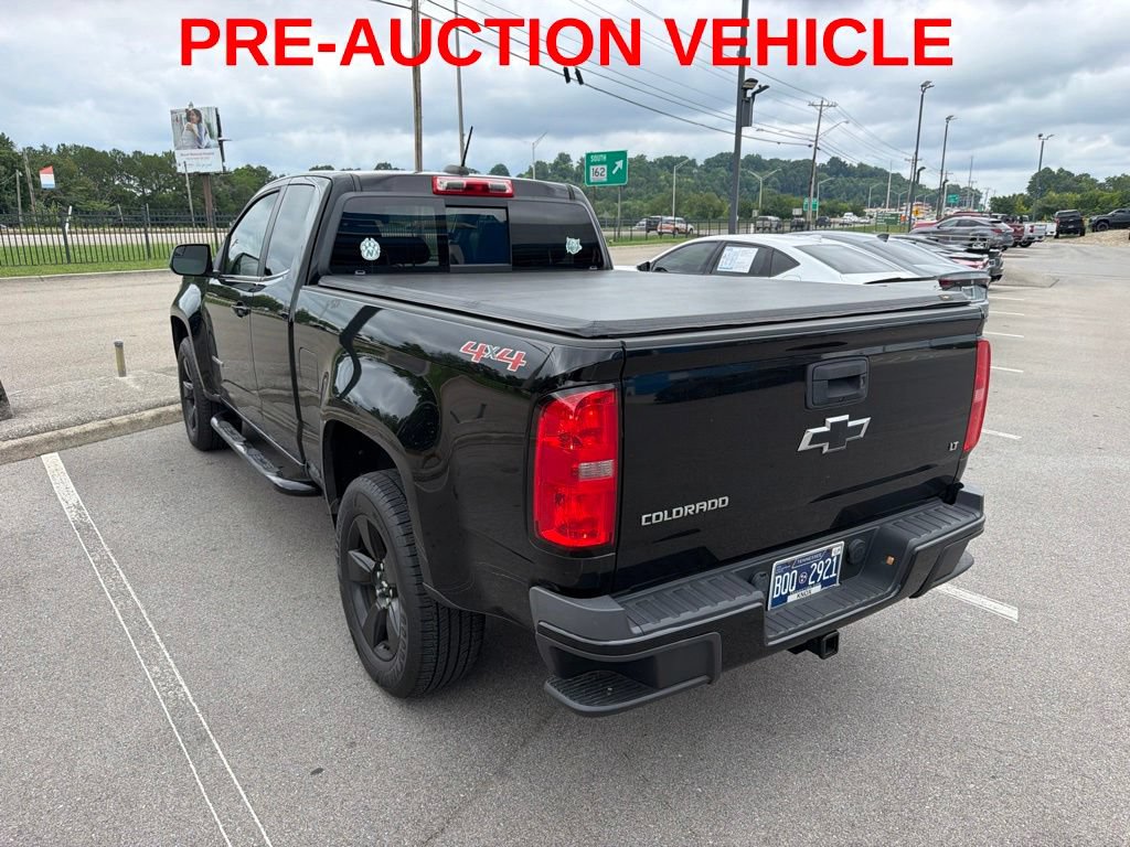 Used 2016 Chevrolet Colorado LT w/ Midnight Edition AWD/4WD image 4