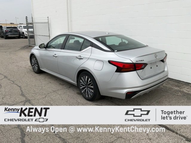 Used 2024 Nissan Altima 2.5 SV image 29