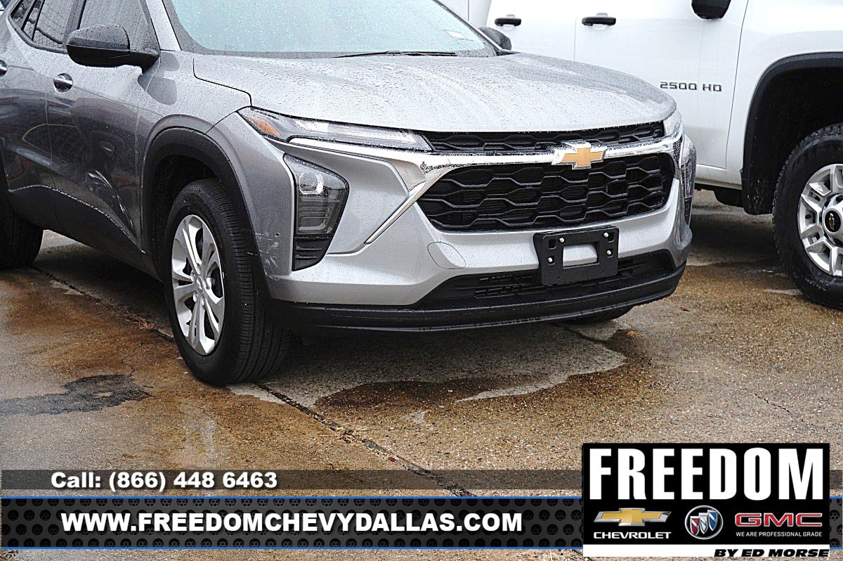 Certified 2026 Chevrolet Trax LS FWD image 7