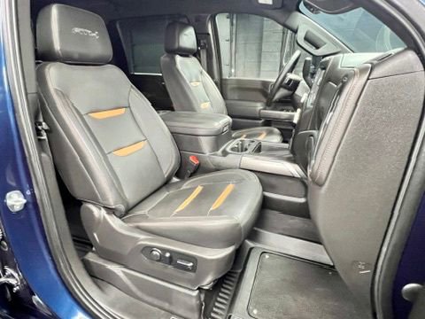 Used 2023 GMC Sierra 2500 AT4 w/ AT4 Premium Plus Package AWD/4WD image 7
