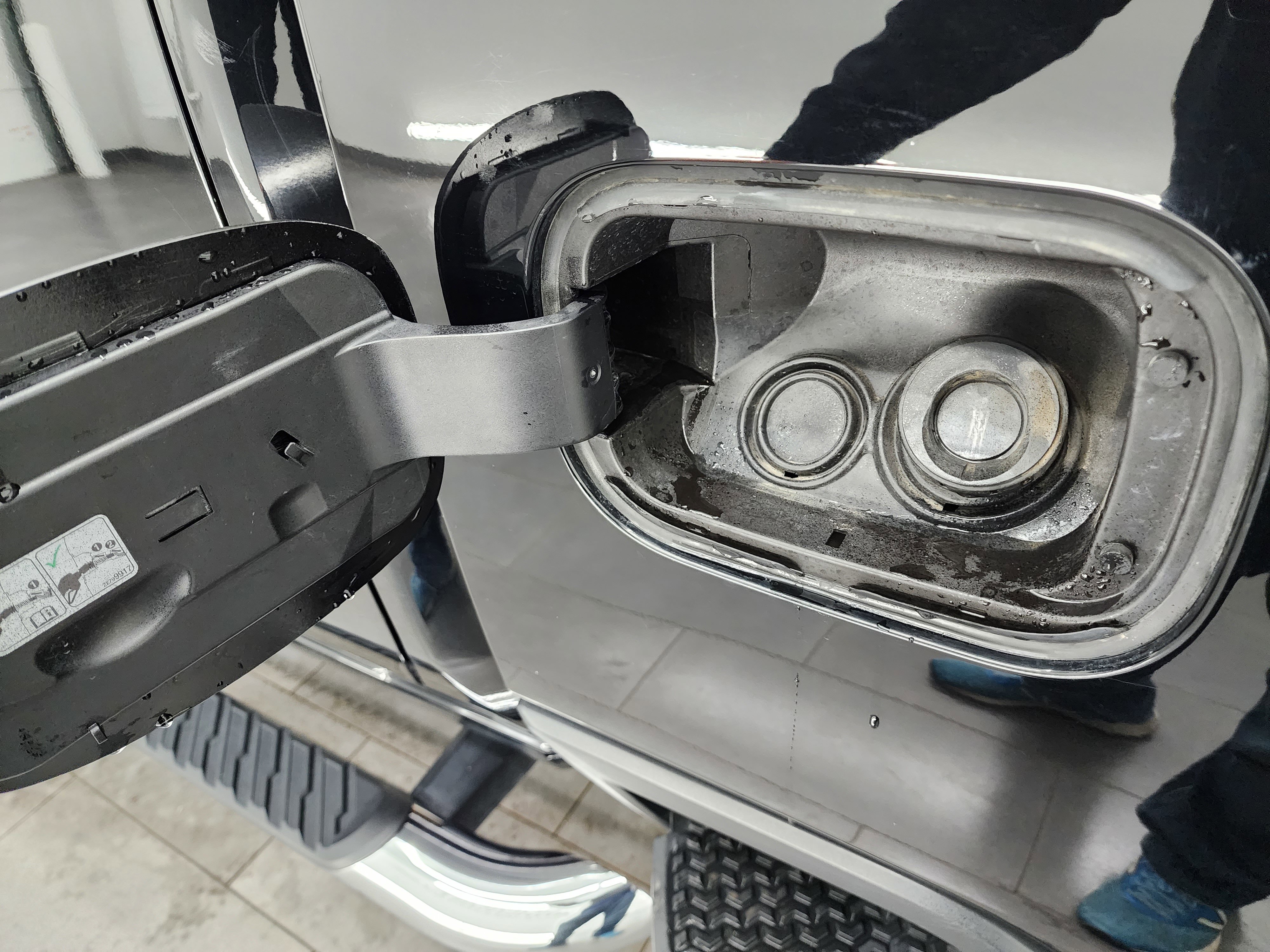 Used 2023 GMC Sierra 2500 SLE w/ SLE Convenience Package image 32