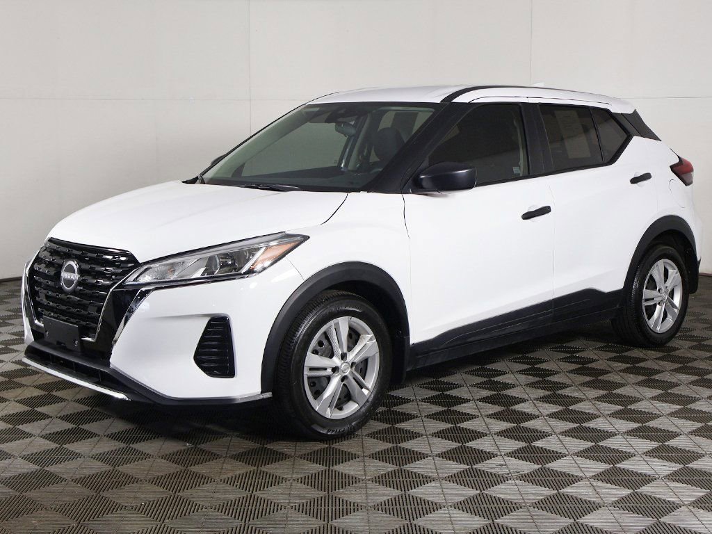 Used 2023 Nissan Kicks S image 5