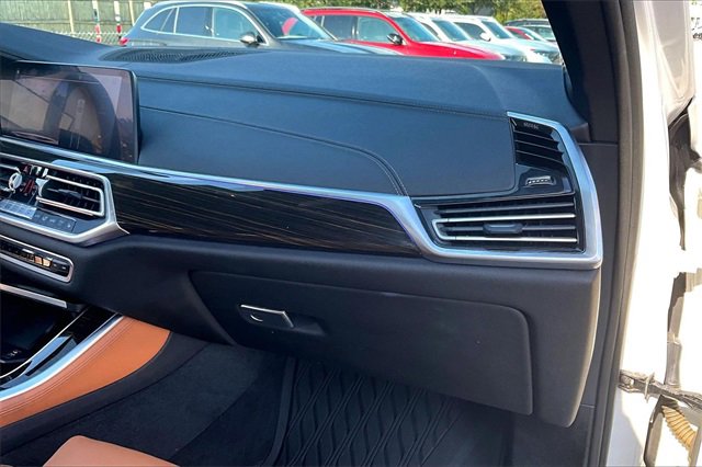 Used 2019 BMW X5 xDrive40i w/ Premium Package 2 image 23