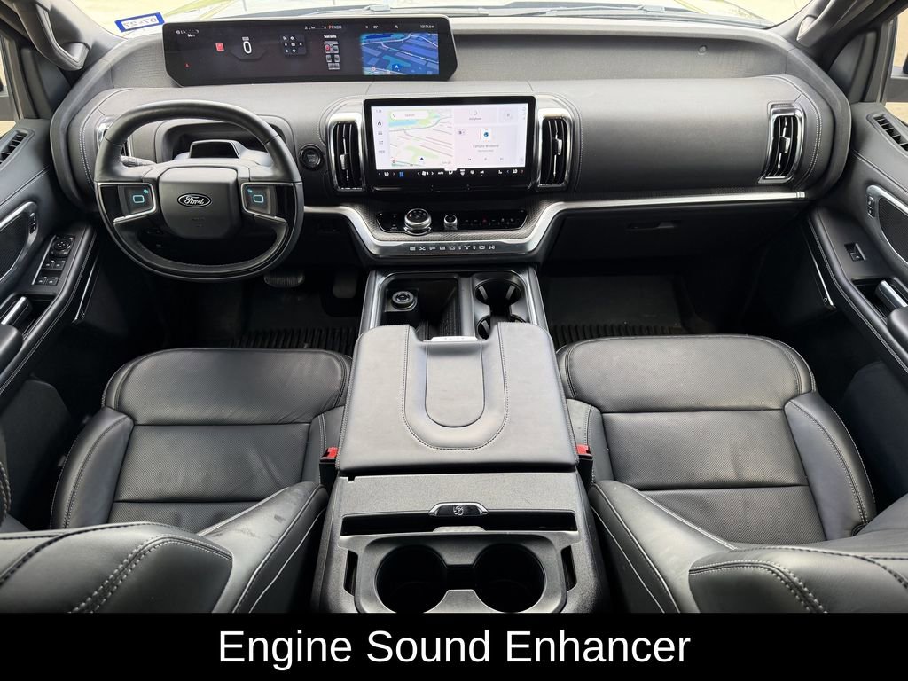 Used 2025 Ford Expedition Platinum w/ Stealth Appearance Package image 11