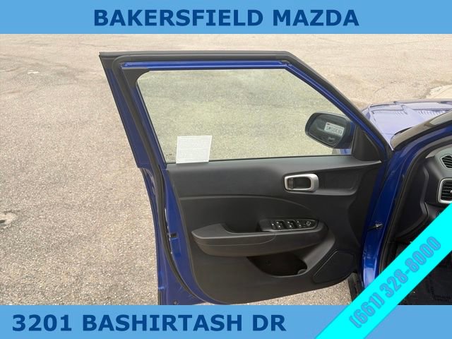 Used 2023 Hyundai Venue SEL w/ Cargo Package image 19