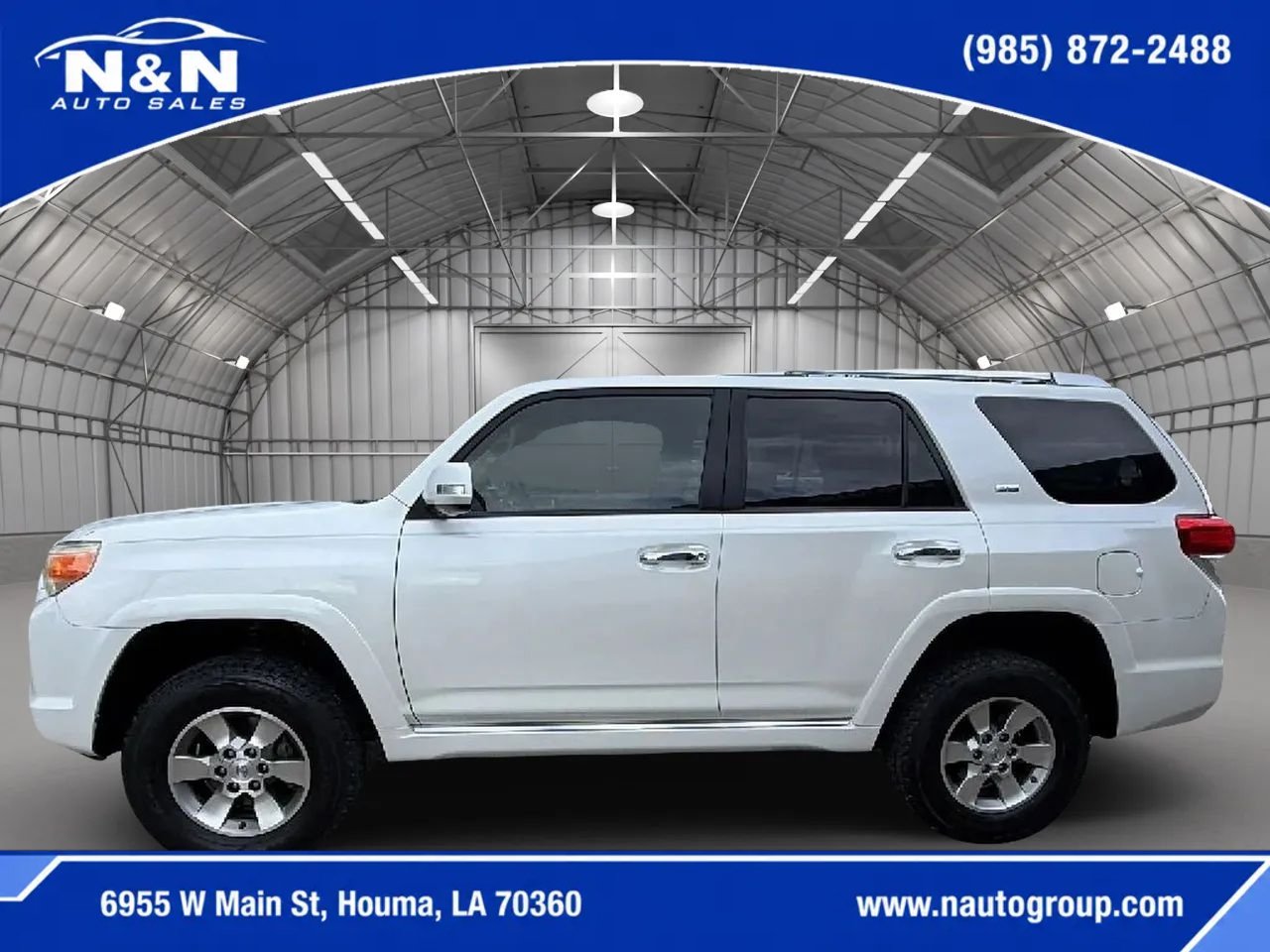 Used 2011 Toyota 4Runner SR5 RWD image 2